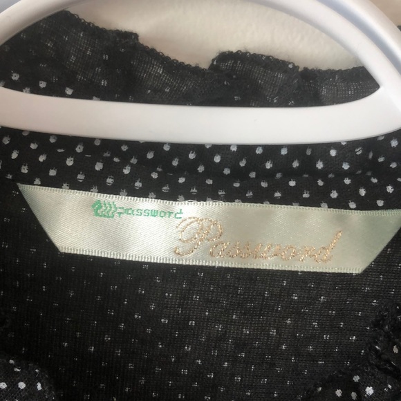 🖤Password Vintage Polka Dot Blouse - Picture 12 of 12